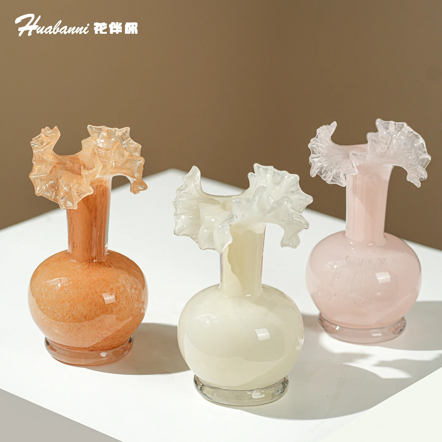 French Lovely Retro Style Fenton Senior Sense Hydroponics Flower Arrangement Rose Living Room Table Glass Vase Ornaments
French Lovely Retro Style Fenton Senior Sense Hydroponics Flower Arrangement Rose Living Room Table Glass Vase Ornaments