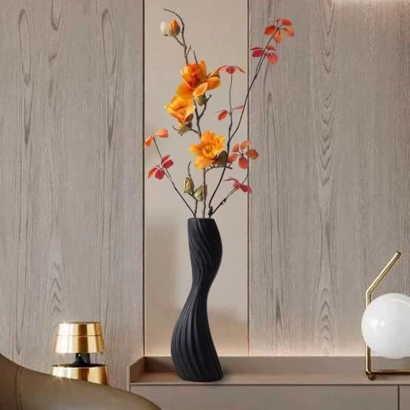 Simple vase ornament, living room entrance decoration flower arrangement, living room decoration flower glass vase المزهريات
Simple vase ornament, living room entrance decoration flower arrangement, living room decoration flower glass vase المزهريات