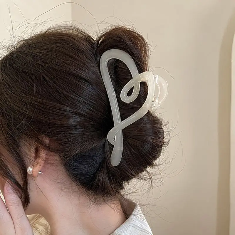 12cm Acrylic Ribbon Bow Hair Claws Crab Hair Clips Glossy Barrettes Headwear Hairpins Shark Ponytail For Women Hair Accessories
12cm Acrylic Ribbon Bow Hair Claws Crab Hair Clips Glossy Barrettes Headwear Hairpins Shark Ponytail For Women Hair Accessories