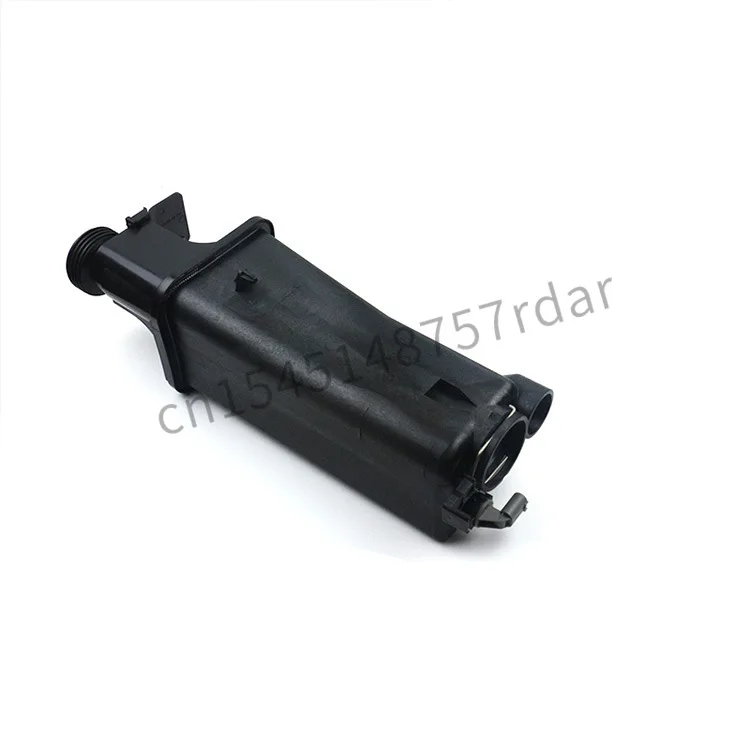 Suitable for BMW 3 Series E46 auxiliary kettle expansion kettle cooling kettle OEM 17117573780
Suitable for BMW 3 Series E46 auxiliary kettle expansion kettle cooling kettle OEM 17117573780