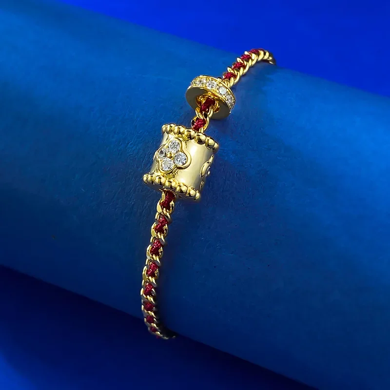 New S925 Silver Fashion Style Bracelet Women's Simple Small Fragrant Solid Weaving Hand Rope Engagement Jewelry
New S925 Silver Fashion Style Bracelet Women's Simple Small Fragrant Solid Weaving Hand Rope Engagement Jewelry