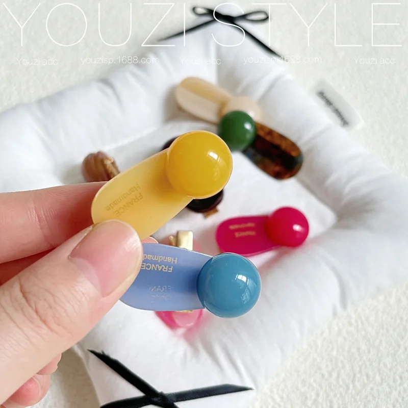 Набор из 2 мини-заколок для волос для женщин, милые заколки-уточки из ацетата 3,5 см для челки, модные аксессуары для волос для девочек
Набор из 2 мини-заколок для волос для женщин, милые заколки-уточки из ацетата 3,5 см для челки, модные аксессуары для волос для девочек