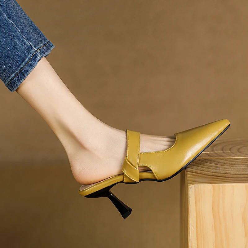 Мюли Женские однотонные с острым носком, на высоком каблуке 2023 см
Мюли Женские однотонные с острым носком, на высоком каблуке 2023 см