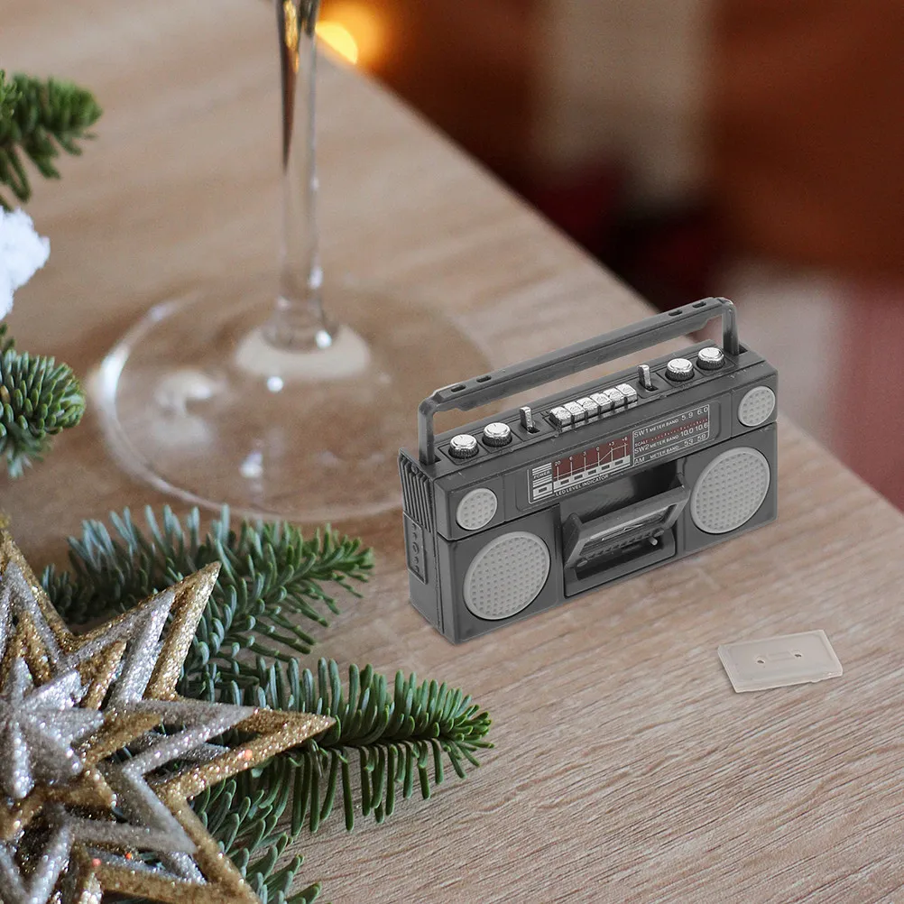 2Pcs Mini Retro Radio Decor Compact Plastic Mini House Accessory Vintage Style Tiny Radio Crafts Desktop Ornament
2Pcs Mini Retro Radio Decor Compact Plastic Mini House Accessory Vintage Style Tiny Radio Crafts Desktop Ornament