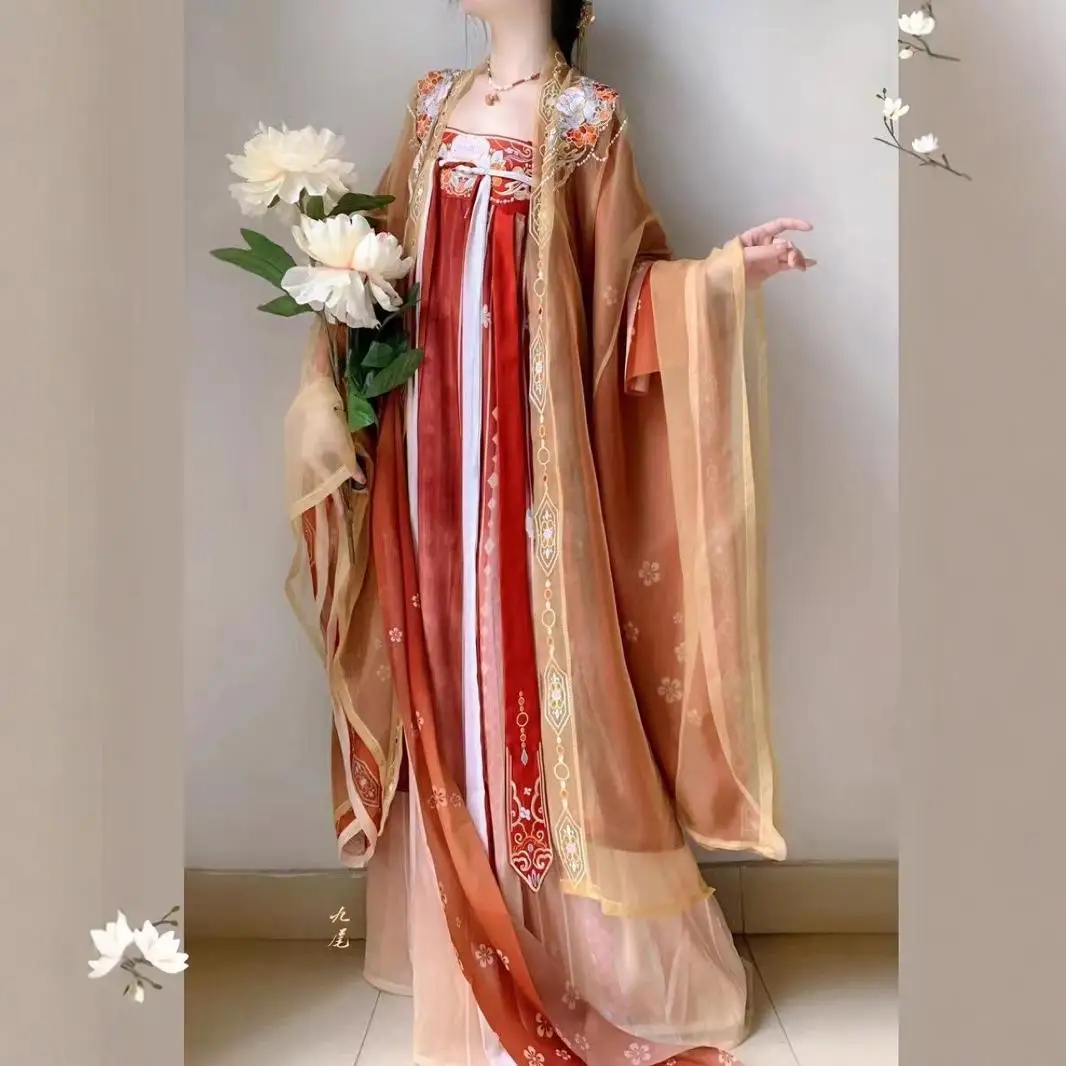 New Ancient Chinese Clothing Women's Strap One-Piece Embroidery Chest-High Dress Traditional Han
New Ancient Chinese Clothing Women's Strap One-Piece Embroidery Chest-High Dress Traditional Han