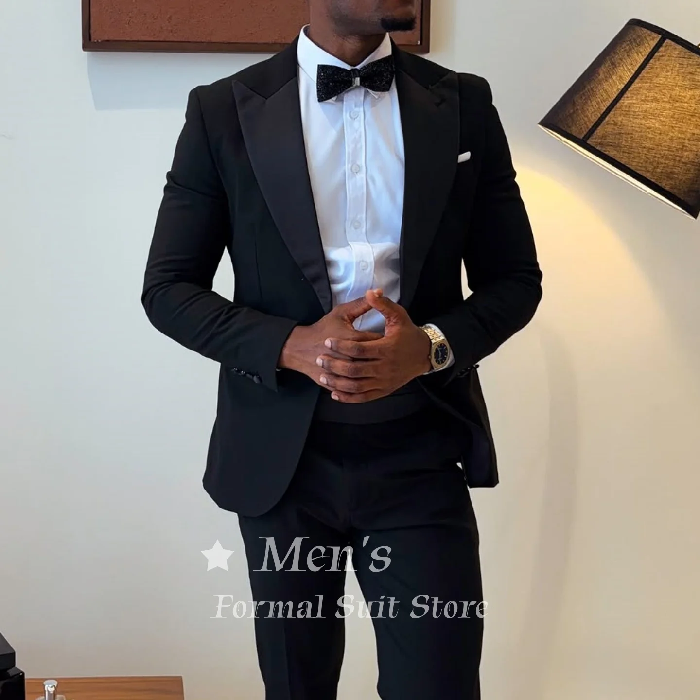 Classical Black Tuxedo Suit Slim Fit Shawl Lapel Formal 2 Piece Set Peak Lapel Groom Wedding Daily Banquet Tuxedos Customized
Classical Black Tuxedo Suit Slim Fit Shawl Lapel Formal 2 Piece Set Peak Lapel Groom Wedding Daily Banquet Tuxedos Customized