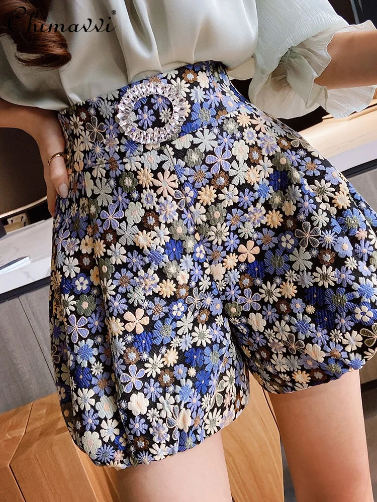 Fashion Retro Jacquard Shorts Women's 2024 Summer Clothes New High-End Loose-fit High Waist Elegant Casual Wide-Leg Pants
Fashion Retro Jacquard Shorts Women's 2024 Summer Clothes New High-End Loose-fit High Waist Elegant Casual Wide-Leg Pants
