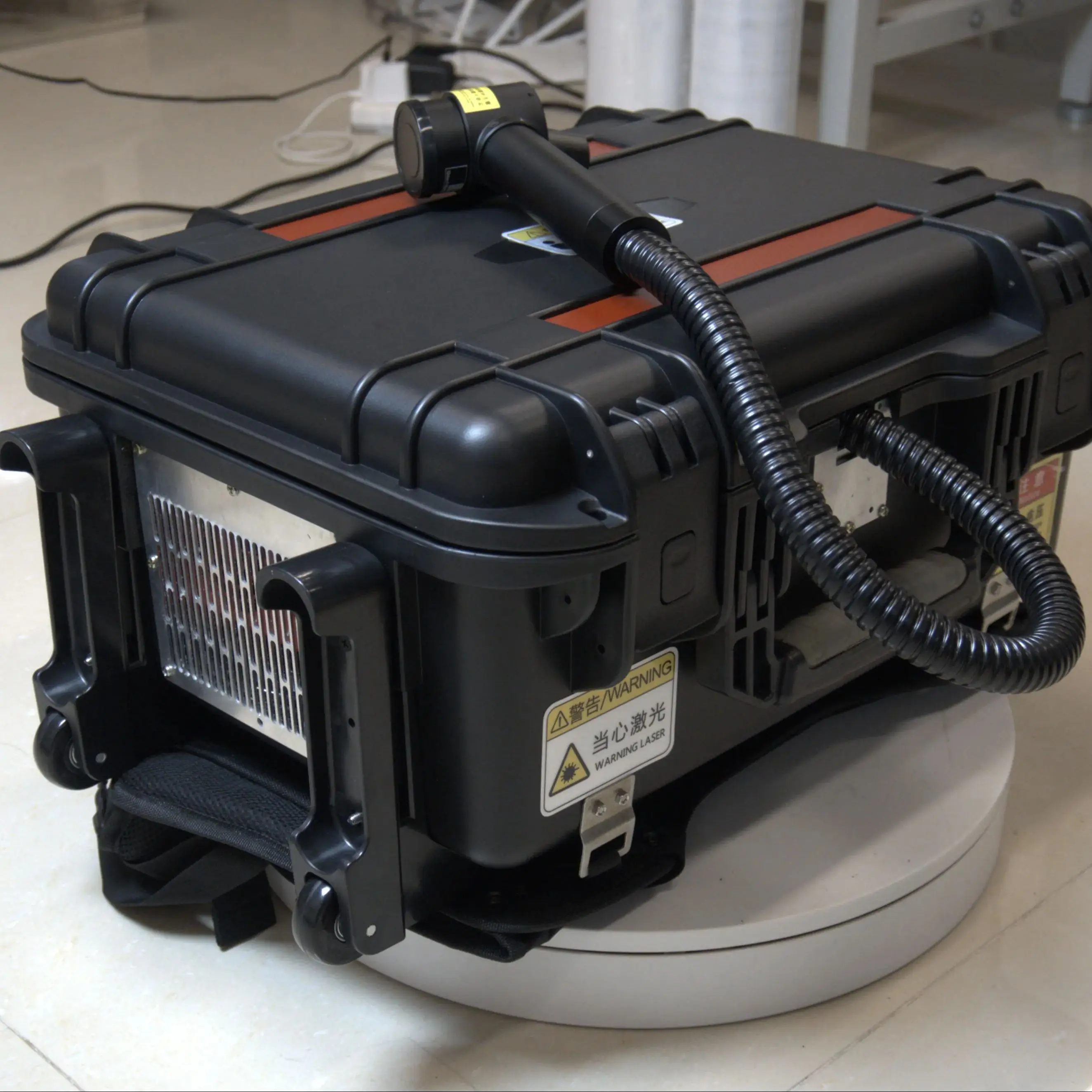 Portable 100W Handheld Laser Derusting Machine Pulse Steel Sheet Laser Cleaning Machine Cleaning and rust removal machine
Portable 100W Handheld Laser Derusting Machine Pulse Steel Sheet Laser Cleaning Machine Cleaning and rust removal machine