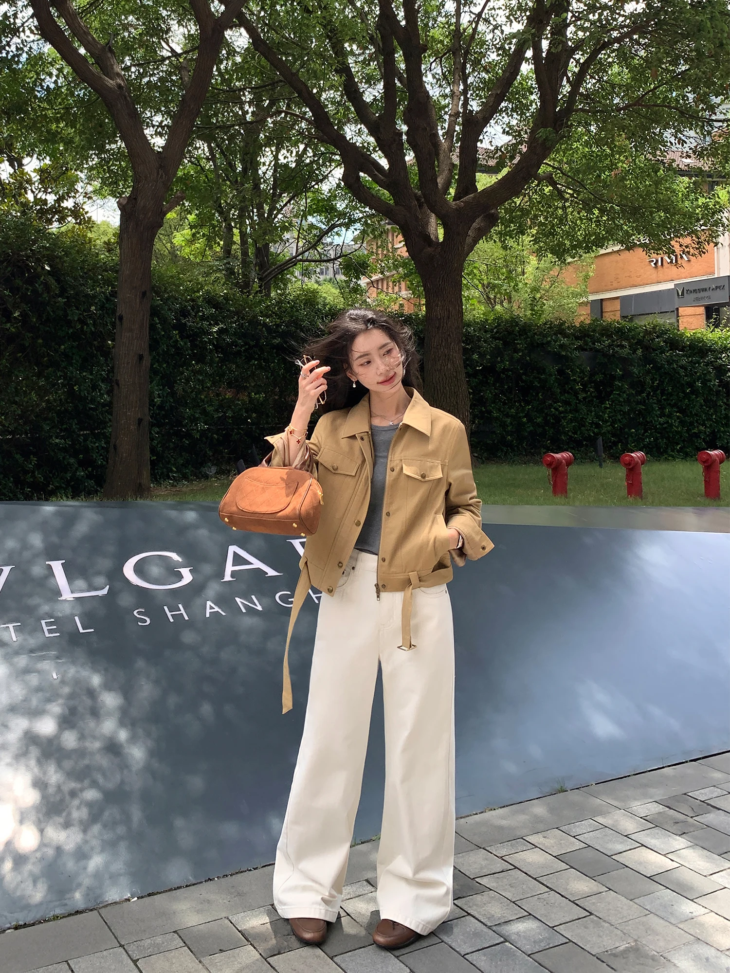 Джинсы с широкими штанинами Pusumede для поездок на работу, женские свободные драпированные брюки с высокой талией, повседневные прямые длинные брюки цвета хаки, хлопковая ткань
Джинсы с широкими штанинами Pusumede для поездок на работу, женские свободные драпированные брюки с высокой талией, повседневные прямые длинные брюки цвета хаки, хлопковая ткань