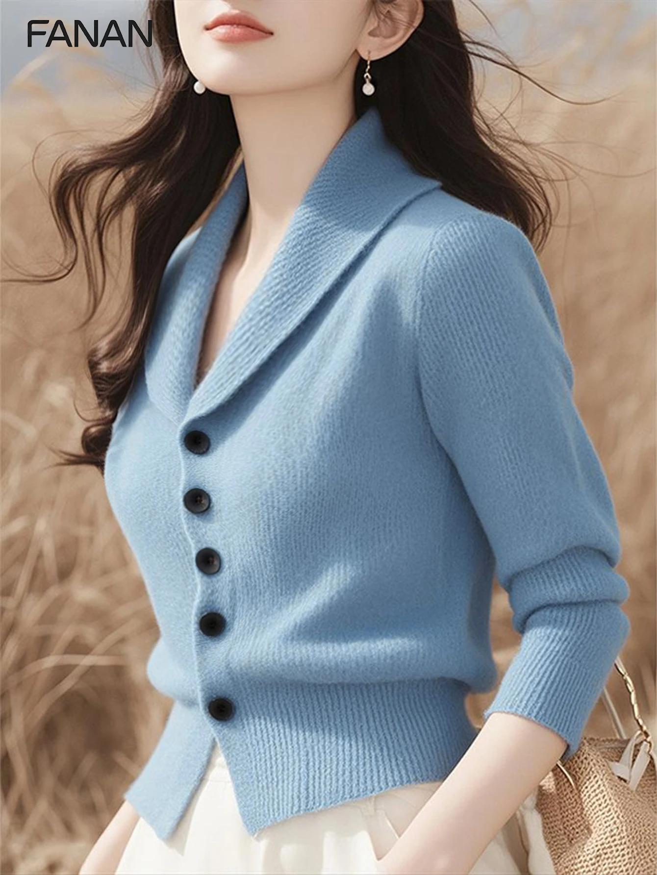 Новый осенне-зимний вязаный кардиган для женщин в непринужденном стиле, синий приталенный кардиган с квадратным вырезом, повседневная и элегантная осенне-зимняя верхняя одежда, базовый универсальный стиль для городских поездок, стильный и модный повседнев
Новый осенне-зимний вязаный кардиган для женщин в непринужденном стиле, синий приталенный кардиган с квадратным вырезом, повседневная и элегантная осенне-зимняя верхняя одежда, базовый универсальный стиль для городских поездок, стильный и модный повседнев