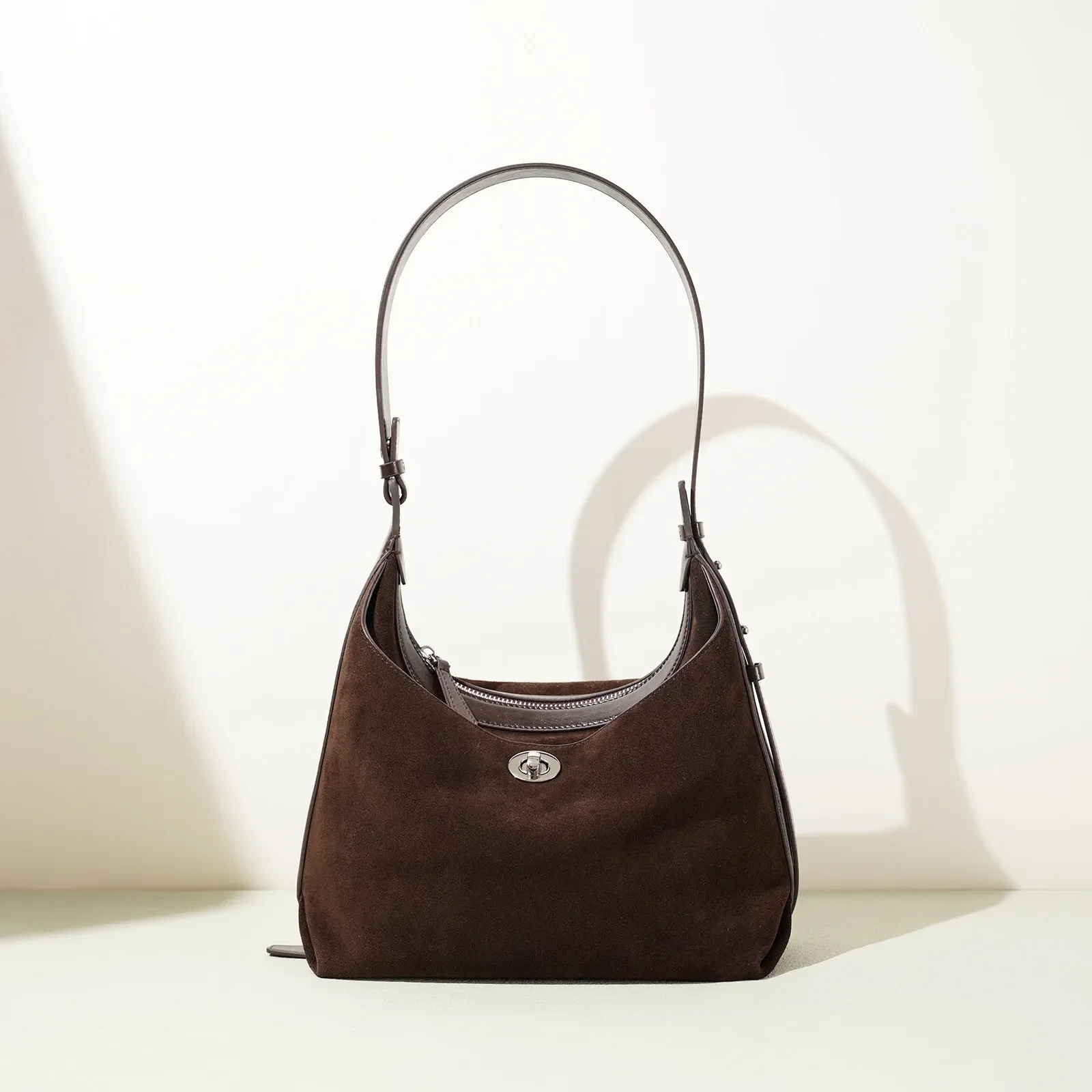 Popular Pick Diaper Bag For Women Leather Crossbody Bag Luxury Vintage Tote Minimalist Designer Large Capacity Elegant
Popular Pick Diaper Bag For Women Leather Crossbody Bag Luxury Vintage Tote Minimalist Designer Large Capacity Elegant
