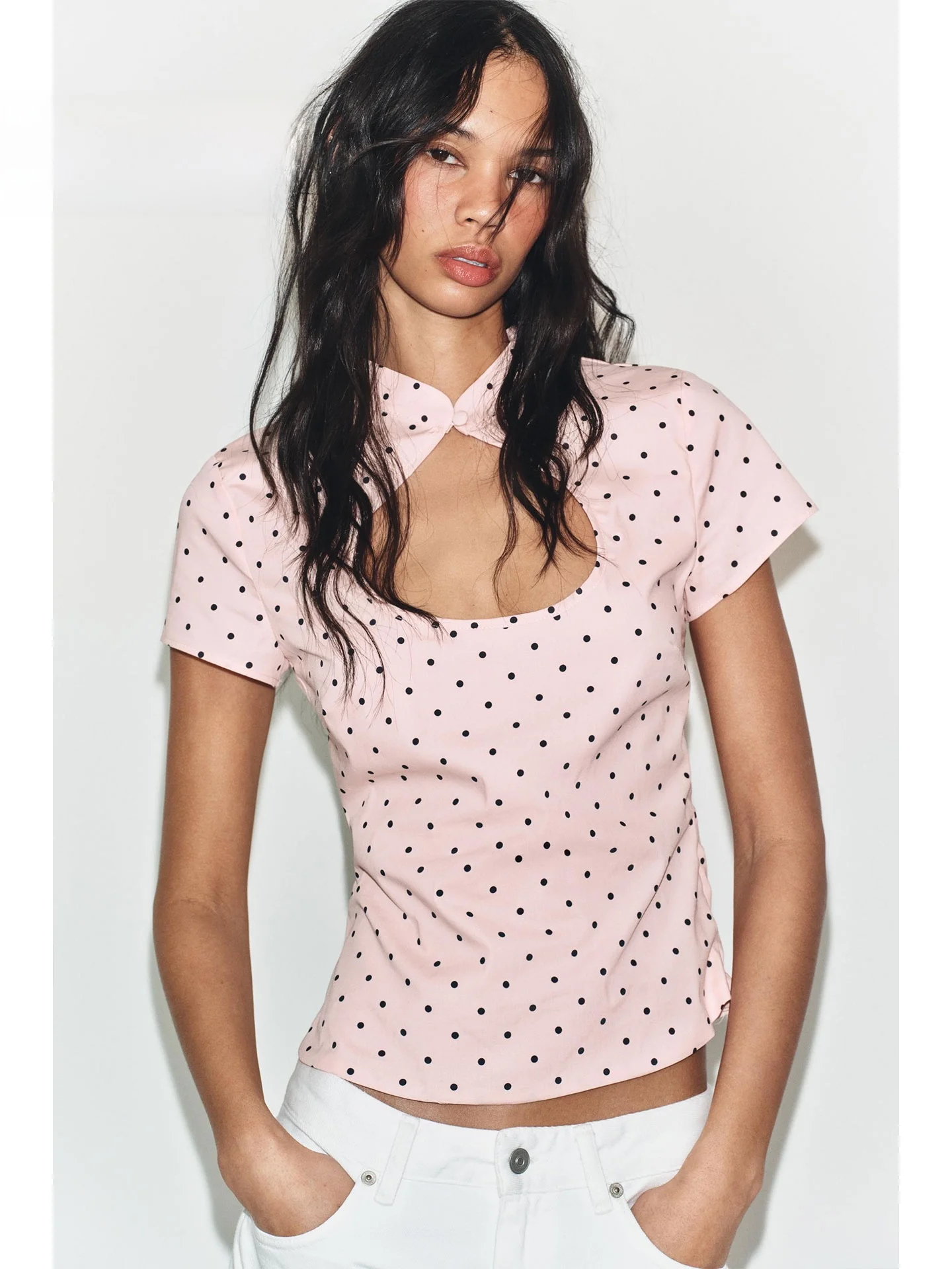 Sweet Polka Dot Shirt Women's Slim Fit Short Sleeve Open Split Short Length Waist in And Slimming Top French Style
Sweet Polka Dot Shirt Women's Slim Fit Short Sleeve Open Split Short Length Waist in And Slimming Top French Style