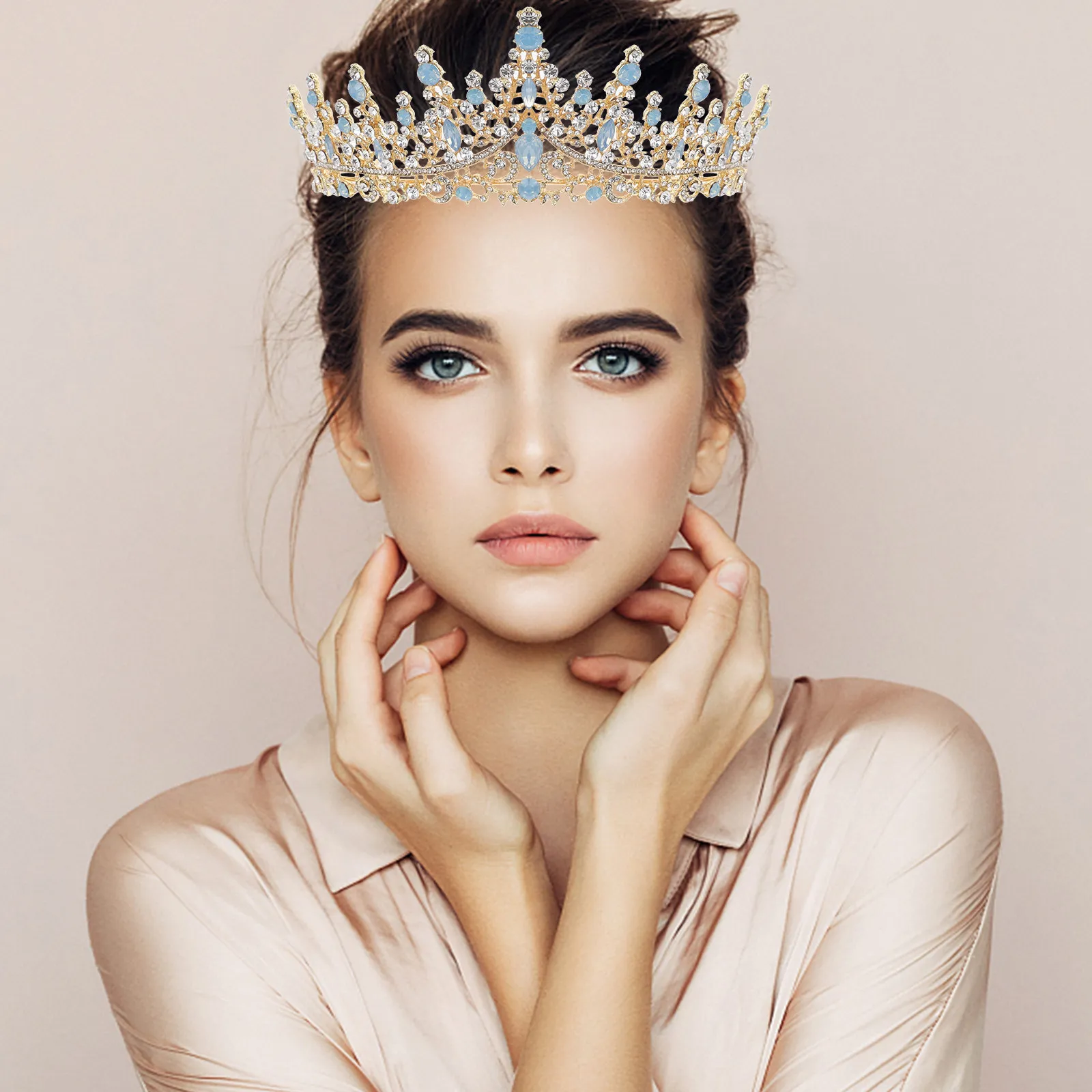 Baroque Rhinestone Crown Headband Bridal Wedding Sparkling Bride Crown Elegant Women Hair Accessories Tiara for Women
Baroque Rhinestone Crown Headband Bridal Wedding Sparkling Bride Crown Elegant Women Hair Accessories Tiara for Women