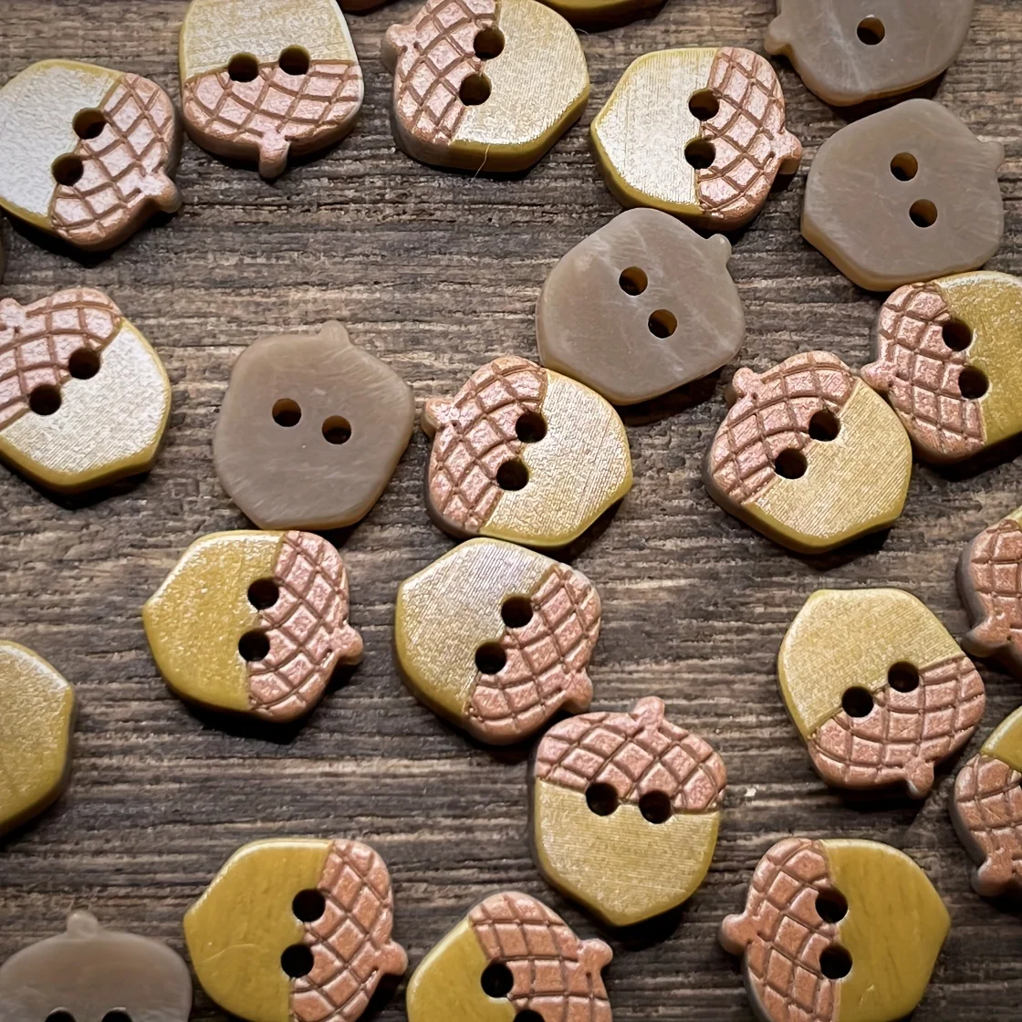 10-Pack 18mm Acorn Shape Buttons - Handmade Cute Buttons for BJD Doll Clothing & Craft Ornaments
10-Pack 18mm Acorn Shape Buttons - Handmade Cute Buttons for BJD Doll Clothing & Craft Ornaments