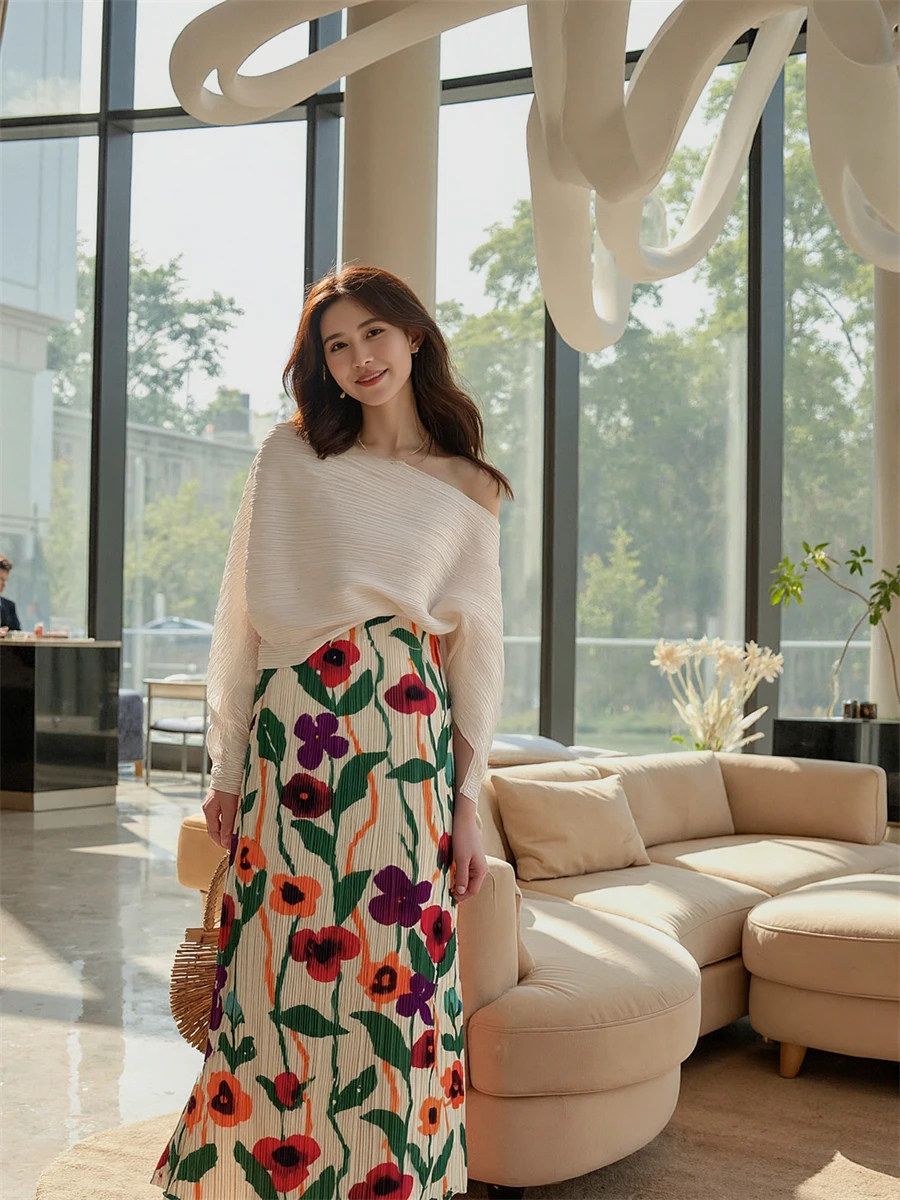 Skirts Women High Waist Floral Print Pleated Skirt Lightweight Aesthetic Design for Beachwear Party or Summer Daily Outfits Soft
Skirts Women High Waist Floral Print Pleated Skirt Lightweight Aesthetic Design for Beachwear Party or Summer Daily Outfits Soft