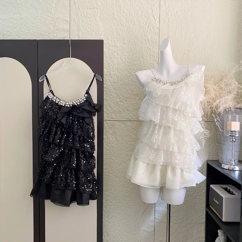 Hot Girl Ruffled Edge Rhinestone Dress Women's Summer Sequin Slim Fit Strap Short Dress Fashion Female Clothes
Hot Girl Ruffled Edge Rhinestone Dress Women's Summer Sequin Slim Fit Strap Short Dress Fashion Female Clothes