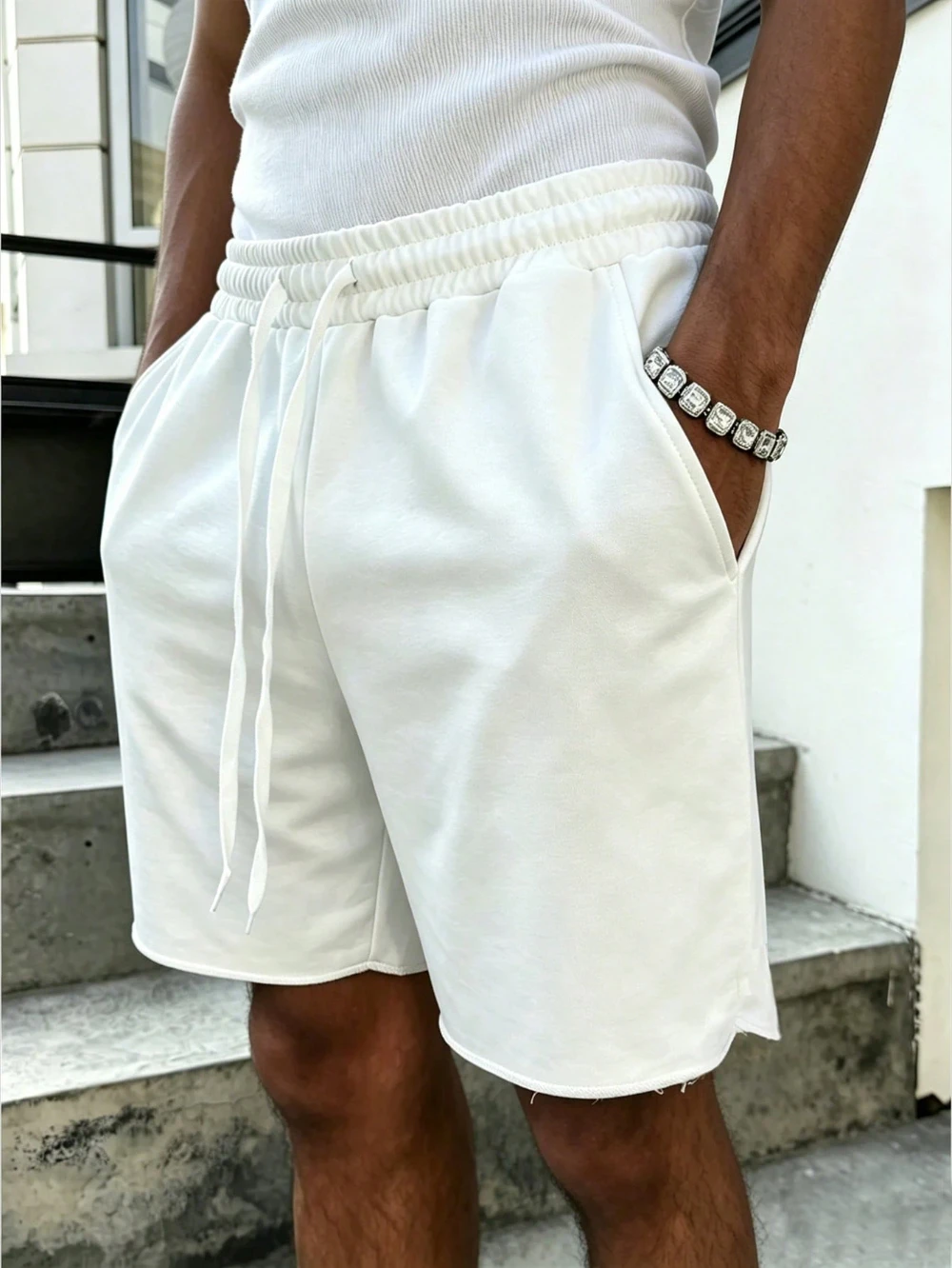 Men's casual solid color shorts, versatile for summer Loose-fitting and stylish athletic pants gym shorts gym shorts men
Men's casual solid color shorts, versatile for summer Loose-fitting and stylish athletic pants gym shorts gym shorts men