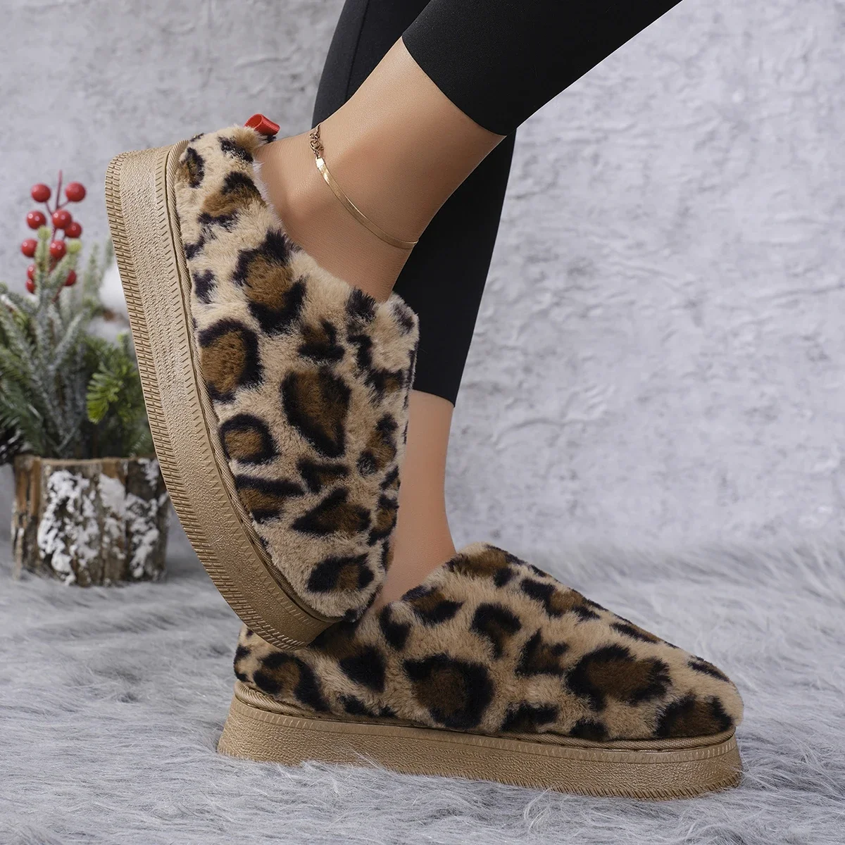 Women Boots 2024 New Plush Slippers Warm Soft Flats Boots Home Indoor Footwear Candy Color Autumn Winter Shoes Zapatos De Mujer
Women Boots 2024 New Plush Slippers Warm Soft Flats Boots Home Indoor Footwear Candy Color Autumn Winter Shoes Zapatos De Mujer