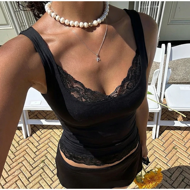 Women's Y2K Sexy Backless Tank Top Square Collar Lace Ruffles Patchwork Slim Top for Party Vacation Summer Fashion Outwear
Women's Y2K Sexy Backless Tank Top Square Collar Lace Ruffles Patchwork Slim Top for Party Vacation Summer Fashion Outwear