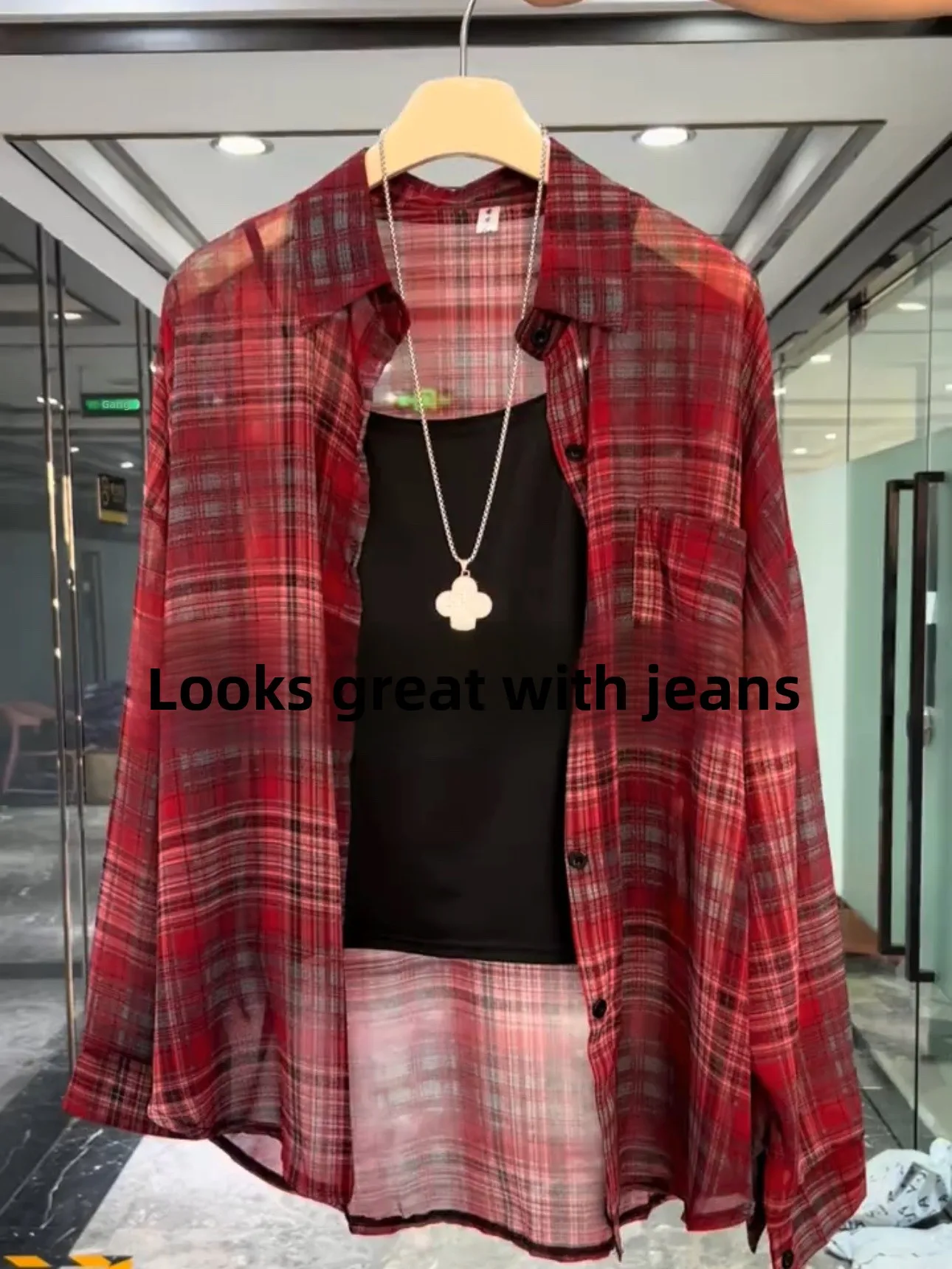 Faionable Retro Summer irt Women's Thin Ice Silk Plaid Sun Protection Outerwear Collar Long Sve Mid-Length Coat 
Faionable Retro Summer irt Women's Thin Ice Silk Plaid Sun Protection Outerwear Collar Long Sve Mid-Length Coat