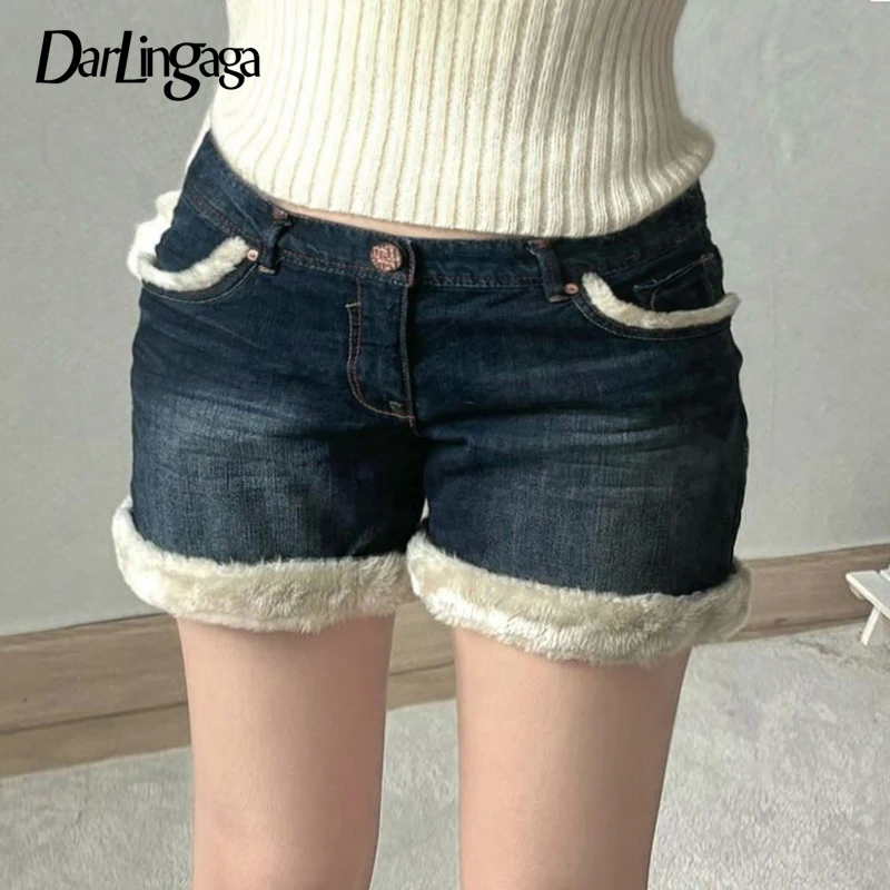 Darlingaga Faux Fur Trim Patchwork Denim Shorts Y2K Aesthetics Hotsweet Winter Pocket Button Cute Short Pants Korean Bottoms New
Darlingaga Faux Fur Trim Patchwork Denim Shorts Y2K Aesthetics Hotsweet Winter Pocket Button Cute Short Pants Korean Bottoms New
