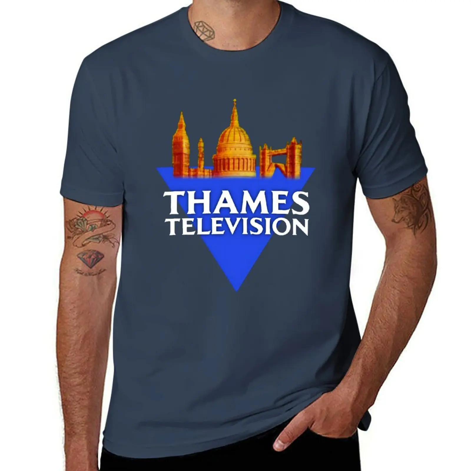Thames Television - TV Logo 1980s T-Shirt blue lock vintage clothes korean fashion Louboutins sweat shirts, men
Thames Television - TV Logo 1980s T-Shirt blue lock vintage clothes korean fashion Louboutins sweat shirts, men