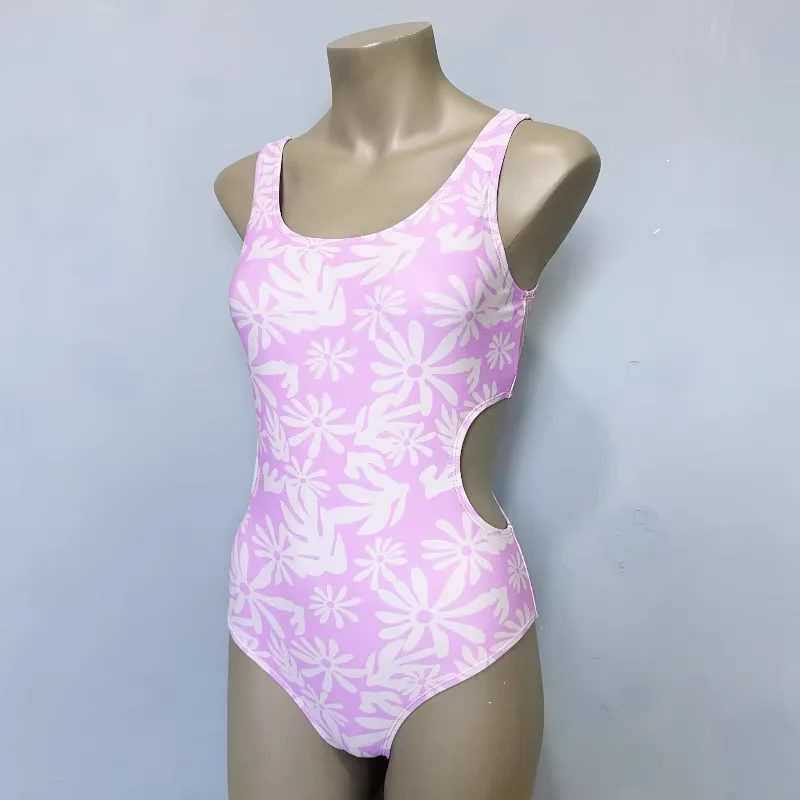 Летний детский слитный купальник 2026 для девочек, модный, с вырезами, для отдыха на горячих источниках
Летний детский слитный купальник 2026 для девочек, модный, с вырезами, для отдыха на горячих источниках