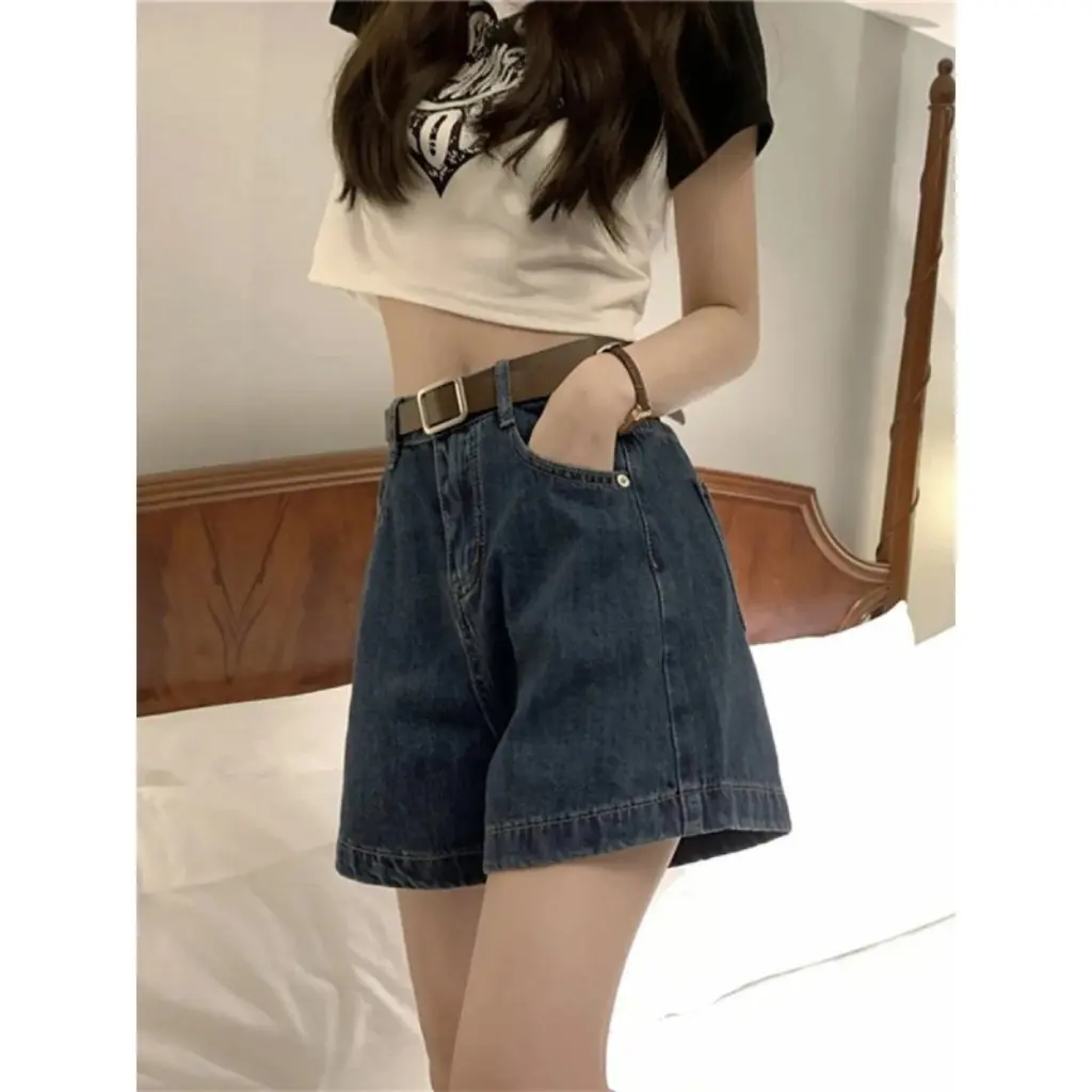 Women's Retro High Waist A-Line Wide Leg Jeans Summer 2025 All-match Straight Hot Pants Shorts
Women's Retro High Waist A-Line Wide Leg Jeans Summer 2025 All-match Straight Hot Pants Shorts