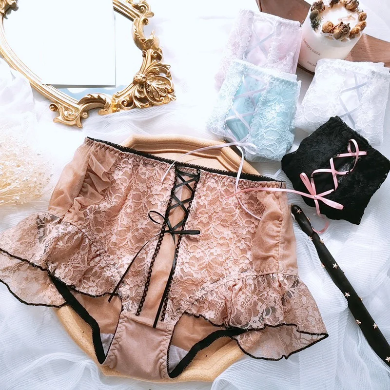 Japanese Style Women's Underwear Sexy Lace Ultra-thin Mesh Transparent High Waist Briefs For Women Cross Belt Ruffles Panties
Japanese Style Women's Underwear Sexy Lace Ultra-thin Mesh Transparent High Waist Briefs For Women Cross Belt Ruffles Panties