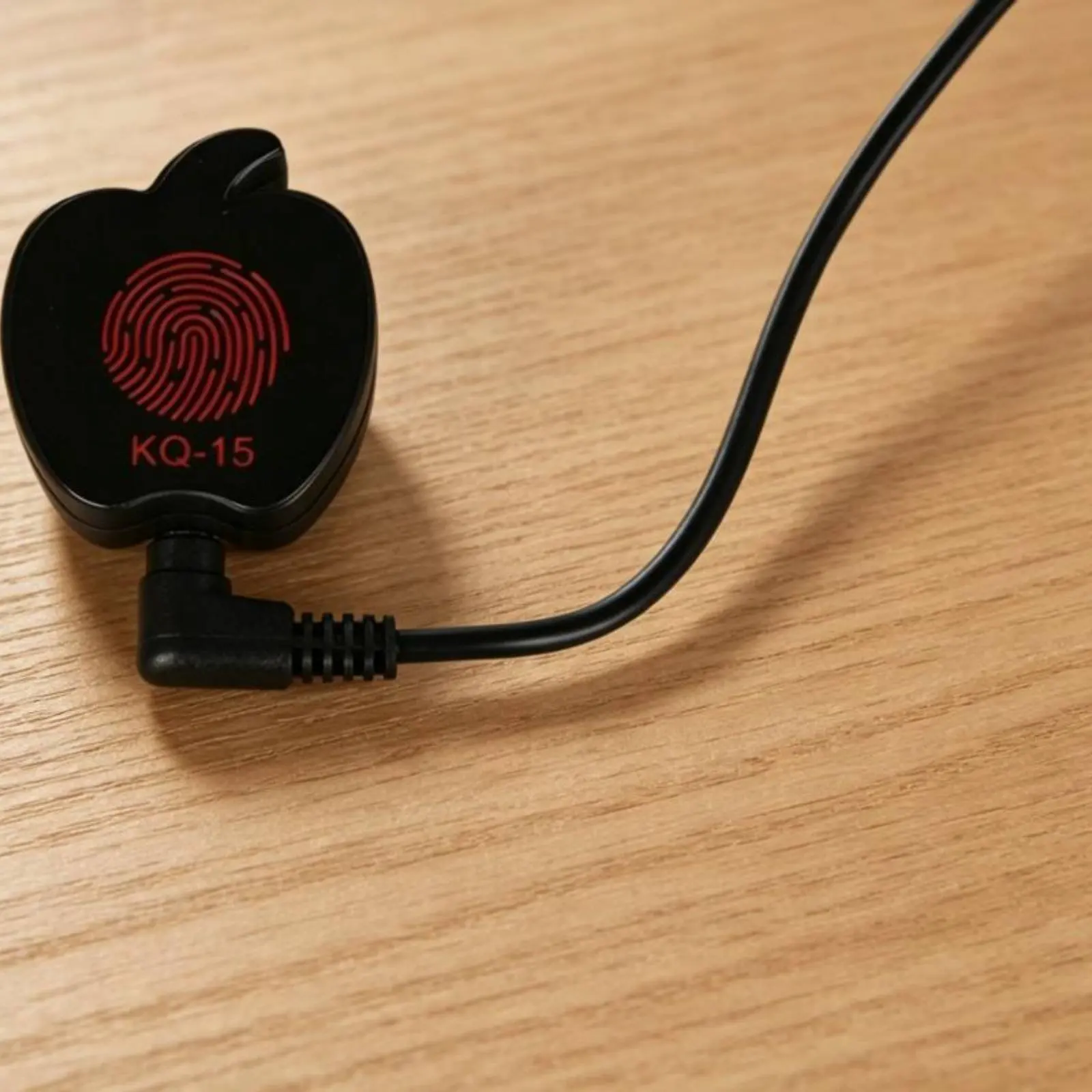 Acoustic Guitar Pickup Universal Compatibility Adhesive Guitar Pickup Clip on Contact Mic Plug-and-Play Music Accessory
Acoustic Guitar Pickup Universal Compatibility Adhesive Guitar Pickup Clip on Contact Mic Plug-and-Play Music Accessory