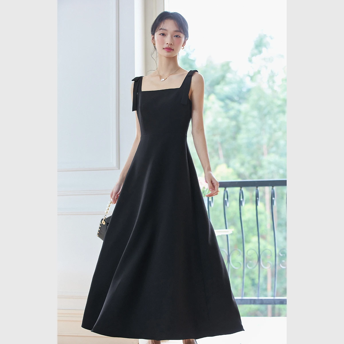 VIMLY Women's Fashion Elegant Dress 2025 Summer Casual Sleeveless Square Neck Waist SlimA-Lien Party Evening Office Simple Dress
VIMLY Women's Fashion Elegant Dress 2025 Summer Casual Sleeveless Square Neck Waist SlimA-Lien Party Evening Office Simple Dress