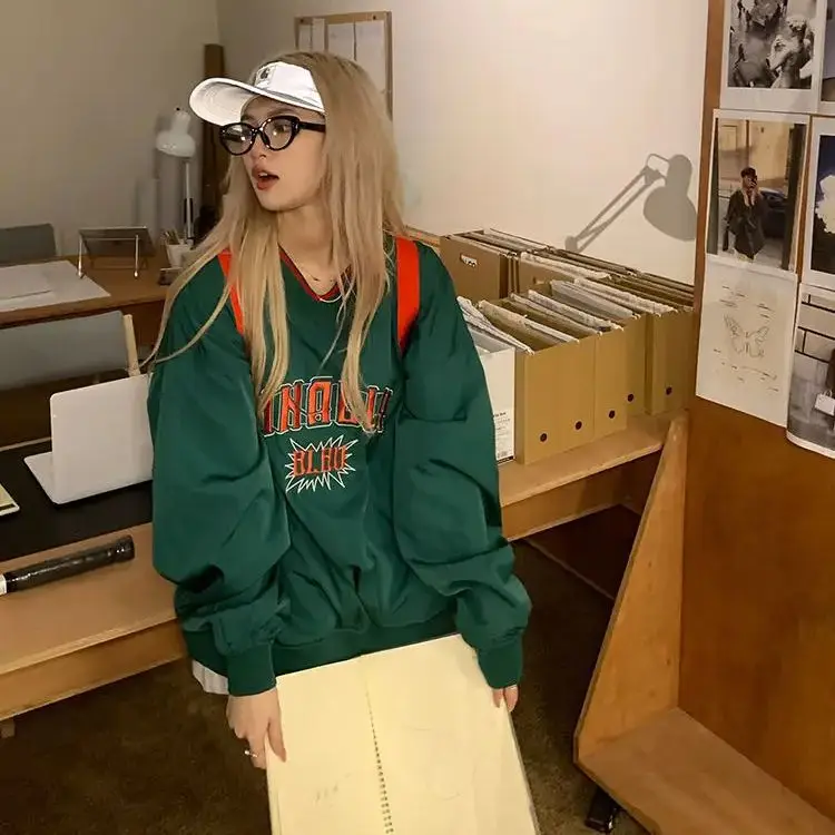 American Hoodie Women Retro Embroidered Baseball College Style Sports Long Sleeve Sweatshirt 2000s Casual Hallyu Loose Top
American Hoodie Women Retro Embroidered Baseball College Style Sports Long Sleeve Sweatshirt 2000s Casual Hallyu Loose Top