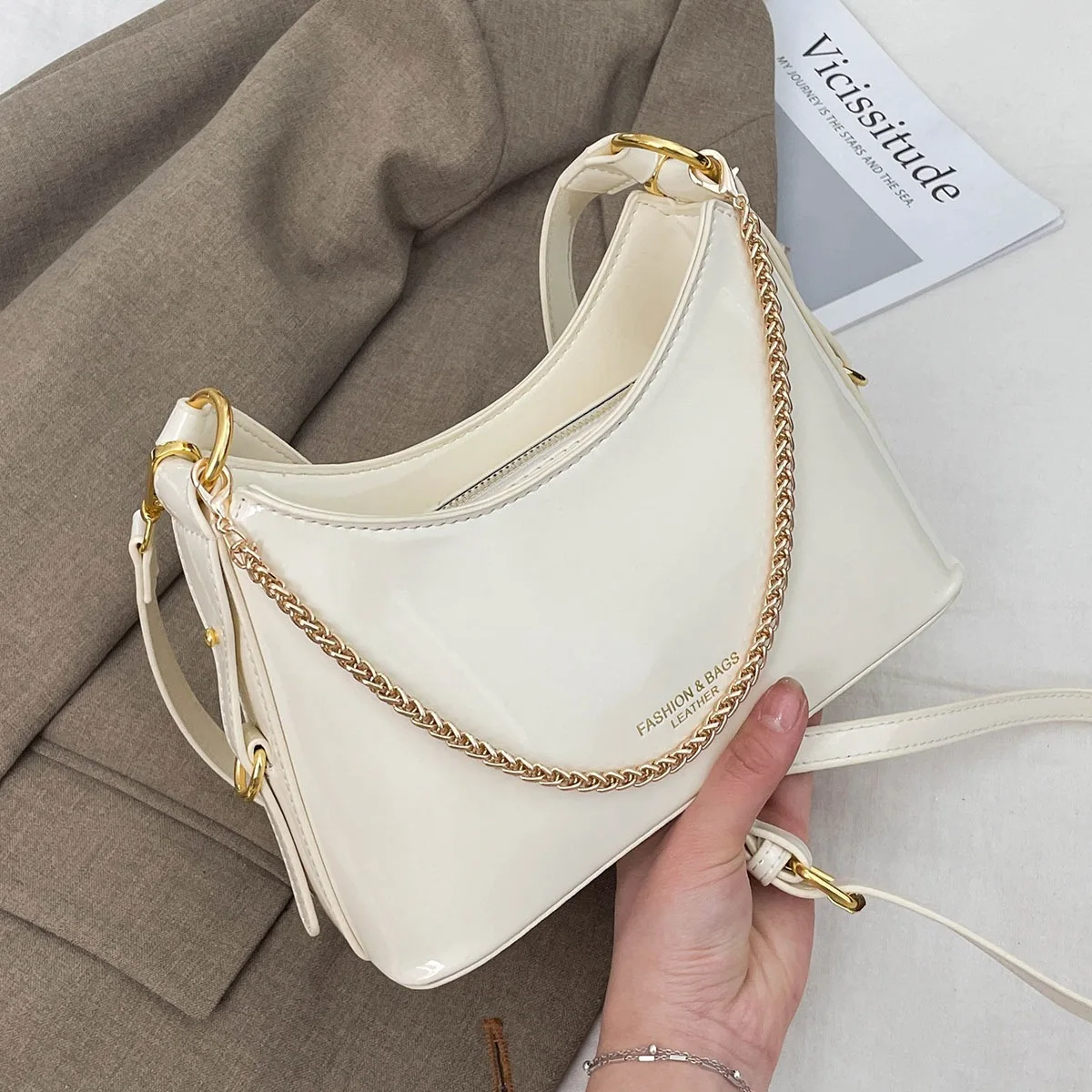 Summer 2025 Glossy Waxed Leather Hobo Bag for Women, Chic Bucket Shoulder Purse, Office-Ready Commuter & Evening Crossbody
Summer 2025 Glossy Waxed Leather Hobo Bag for Women, Chic Bucket Shoulder Purse, Office-Ready Commuter & Evening Crossbody