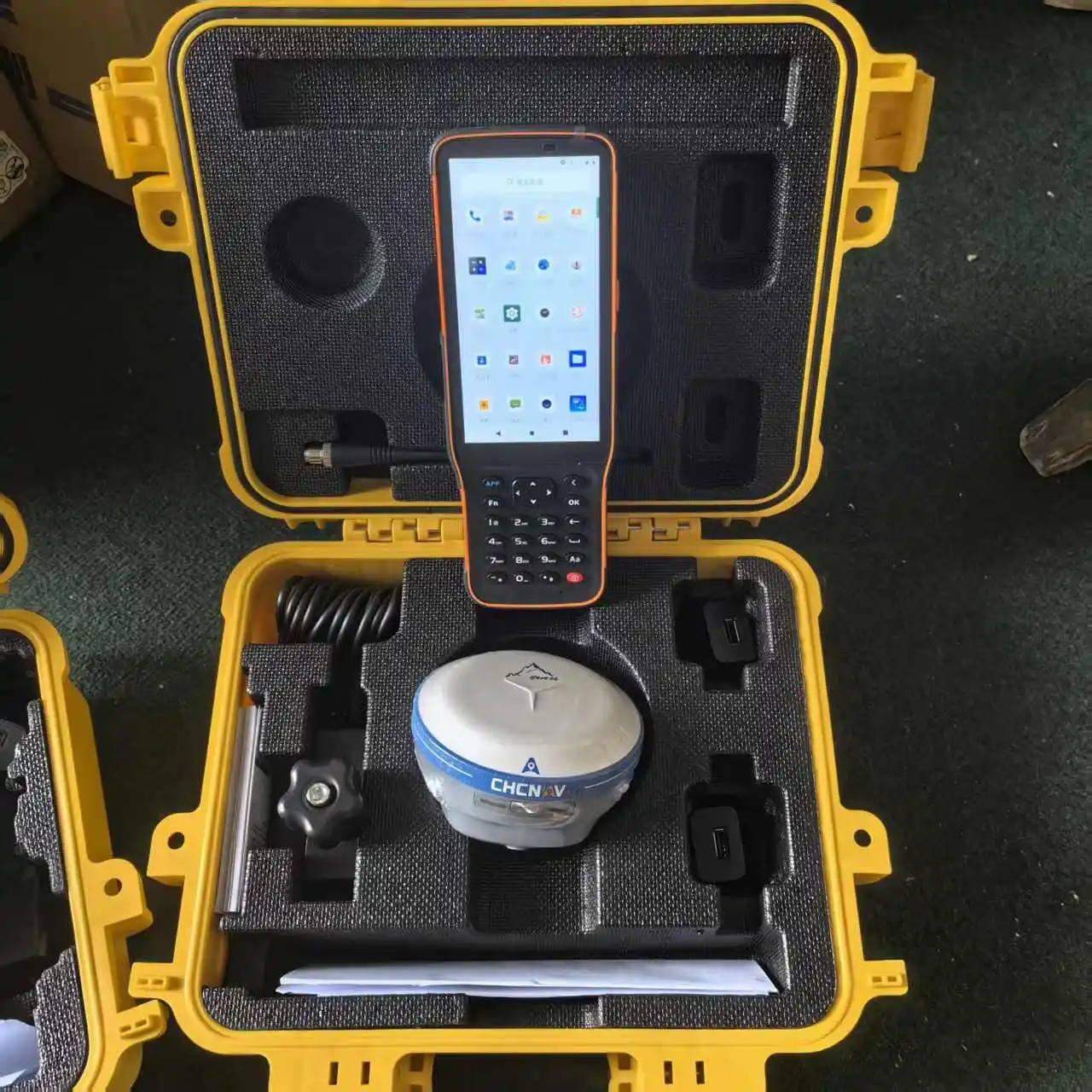 Хорошее качество chc nav x13 ресивер gnss rtk приемник геодезический инструмент картографический инструмент
Хорошее качество chc nav x13 ресивер gnss rtk приемник геодезический инструмент картографический инструмент