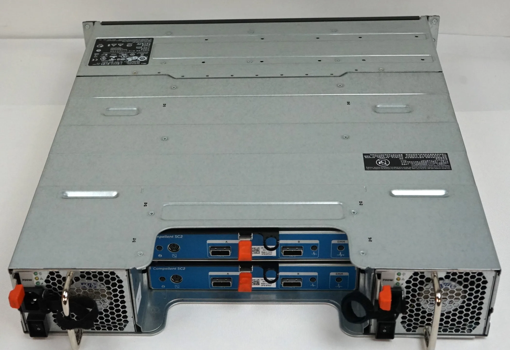 Dell Compellent SC220-E04J001 Корпус расширения SFF — массив хранения жестких дисков с 24 отсеками — 6 Гбит/с SAS — новый в употреблении
Dell Compellent SC220-E04J001 Корпус расширения SFF — массив хранения жестких дисков с 24 отсеками — 6 Гбит/с SAS — новый в употреблении