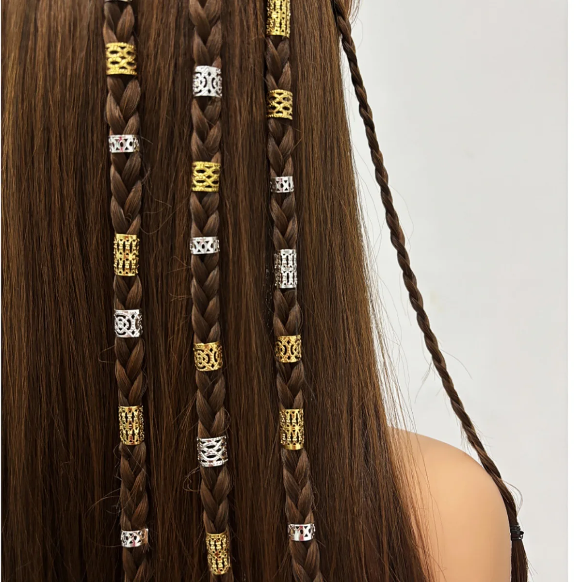 80pcs/bag Gold Metal Hollow-Out Dreadlocks Hair Extension Hair Rings - DIY Wig Dreadlocks Hair Accessory
80pcs/bag Gold Metal Hollow-Out Dreadlocks Hair Extension Hair Rings - DIY Wig Dreadlocks Hair Accessory
