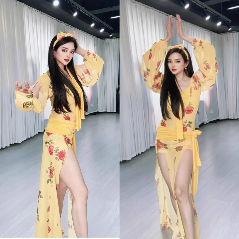 Customized Belly Dance Practice Outfit with Yellow Background Rose Print Color Blocked Baladi Robe Shabbi Oriental Dance Costume
Customized Belly Dance Practice Outfit with Yellow Background Rose Print Color Blocked Baladi Robe Shabbi Oriental Dance Costume