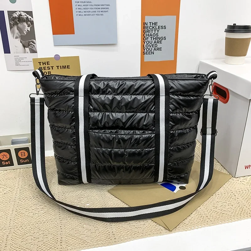 Fashion Soft Space Down Tote Bag New Cotton Clothing Trendy Women's Large-capacity One-shoulder Diagonal Bag
Fashion Soft Space Down Tote Bag New Cotton Clothing Trendy Women's Large-capacity One-shoulder Diagonal Bag