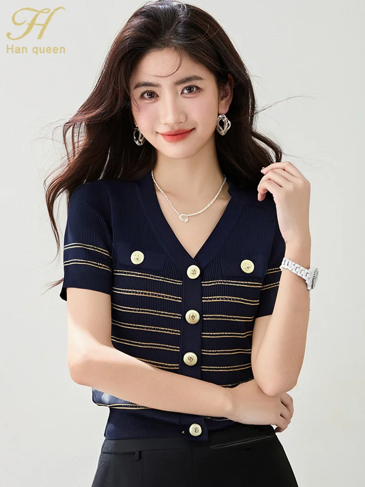 H Han Queen 2025 Summer Korean Chic Short Sleeve Knitted Cardigan Sweater for Women Casual Basic V-Neck Button Woman Clothing
H Han Queen 2025 Summer Korean Chic Short Sleeve Knitted Cardigan Sweater for Women Casual Basic V-Neck Button Woman Clothing