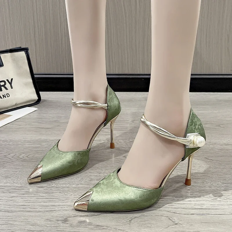 2025 New Ladies Shoes Buckle Strap Women's High Heels Fashion Printing Dress Sandals Women Hot Sale Best Seller Heels Women
2025 New Ladies Shoes Buckle Strap Women's High Heels Fashion Printing Dress Sandals Women Hot Sale Best Seller Heels Women