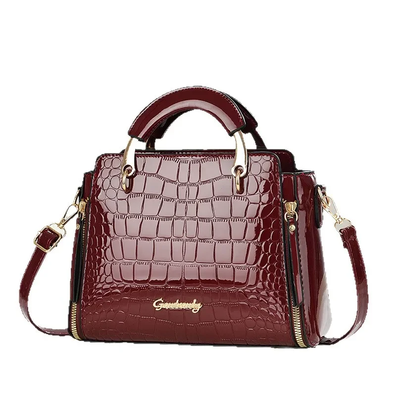 2025 Women's Chic Crocodile Tote - Shiny Glossy Large Capacity Shoulder & Crossbody Purse for Work & Weekend Leisure
2025 Women's Chic Crocodile Tote - Shiny Glossy Large Capacity Shoulder & Crossbody Purse for Work & Weekend Leisure