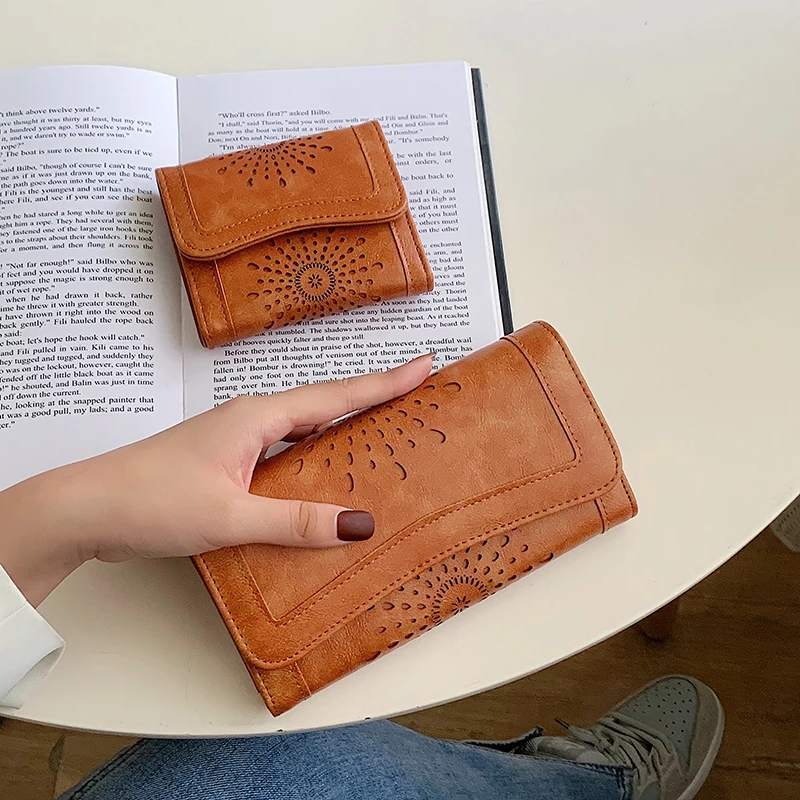 Long Wallet Women's Purse New Short Folding Simple Small Money Ladies Bag Multi-functional Coin Bag Female ultra Portefeuille
Long Wallet Women's Purse New Short Folding Simple Small Money Ladies Bag Multi-functional Coin Bag Female ultra Portefeuille