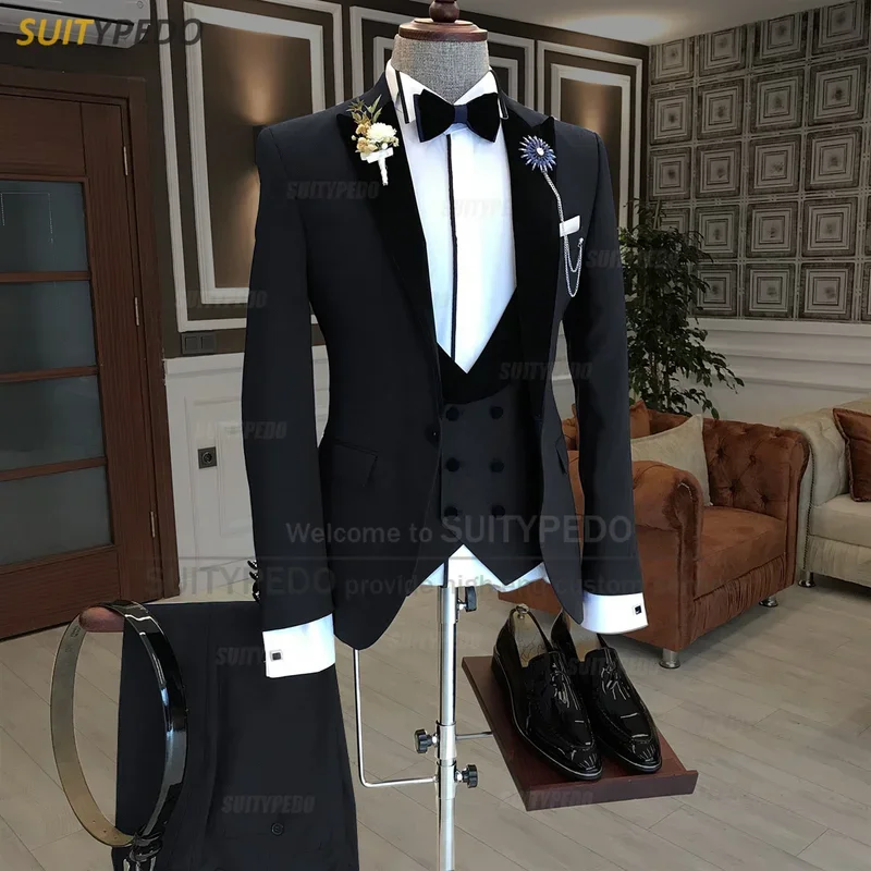 3 Piece Latest Beige Suits for Men Slim Fit Velvet Lapel Jacket Vest PantsTailor-made Luxury Homecoming Business Wedding Tuxedo
3 Piece Latest Beige Suits for Men Slim Fit Velvet Lapel Jacket Vest PantsTailor-made Luxury Homecoming Business Wedding Tuxedo