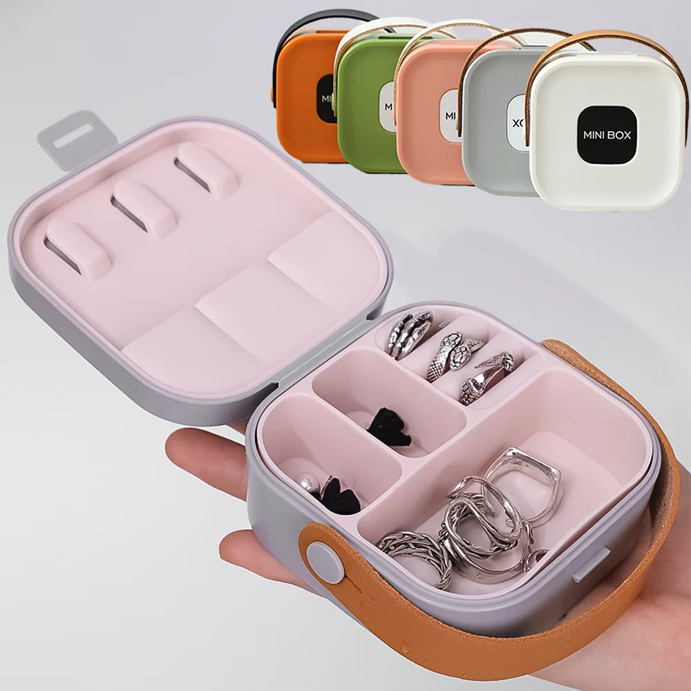 Portable Mini Jewelry Storage Box Travel Earring Necklace Ring Organizer with Leather Handle Exquisite Jewelry Display Case
Portable Mini Jewelry Storage Box Travel Earring Necklace Ring Organizer with Leather Handle Exquisite Jewelry Display Case