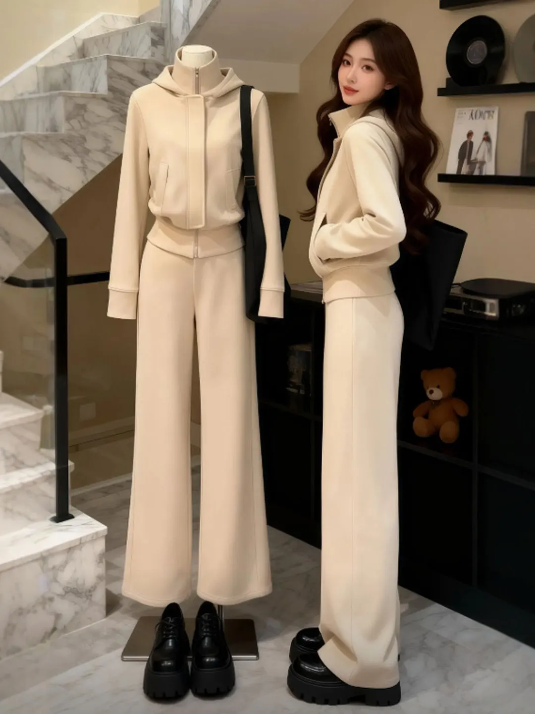 Корейский комплект: пальто-ветровка и повседневные брюки Ele Clete OOTD. Зимняя мода. Женский удобный комплект с длинными рукавами на молнии.
Корейский комплект: пальто-ветровка и повседневные брюки Ele Clete OOTD. Зимняя мода. Женский удобный комплект с длинными рукавами на молнии.