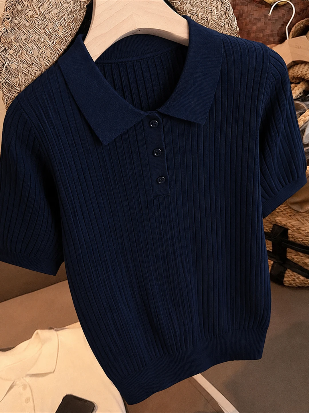 Korean Style Simple Ice Silk Knitted Shirt Half Open Front Short Sleeve Collar Fashionable Summer Top Women's Clothing
Korean Style Simple Ice Silk Knitted Shirt Half Open Front Short Sleeve Collar Fashionable Summer Top Women's Clothing