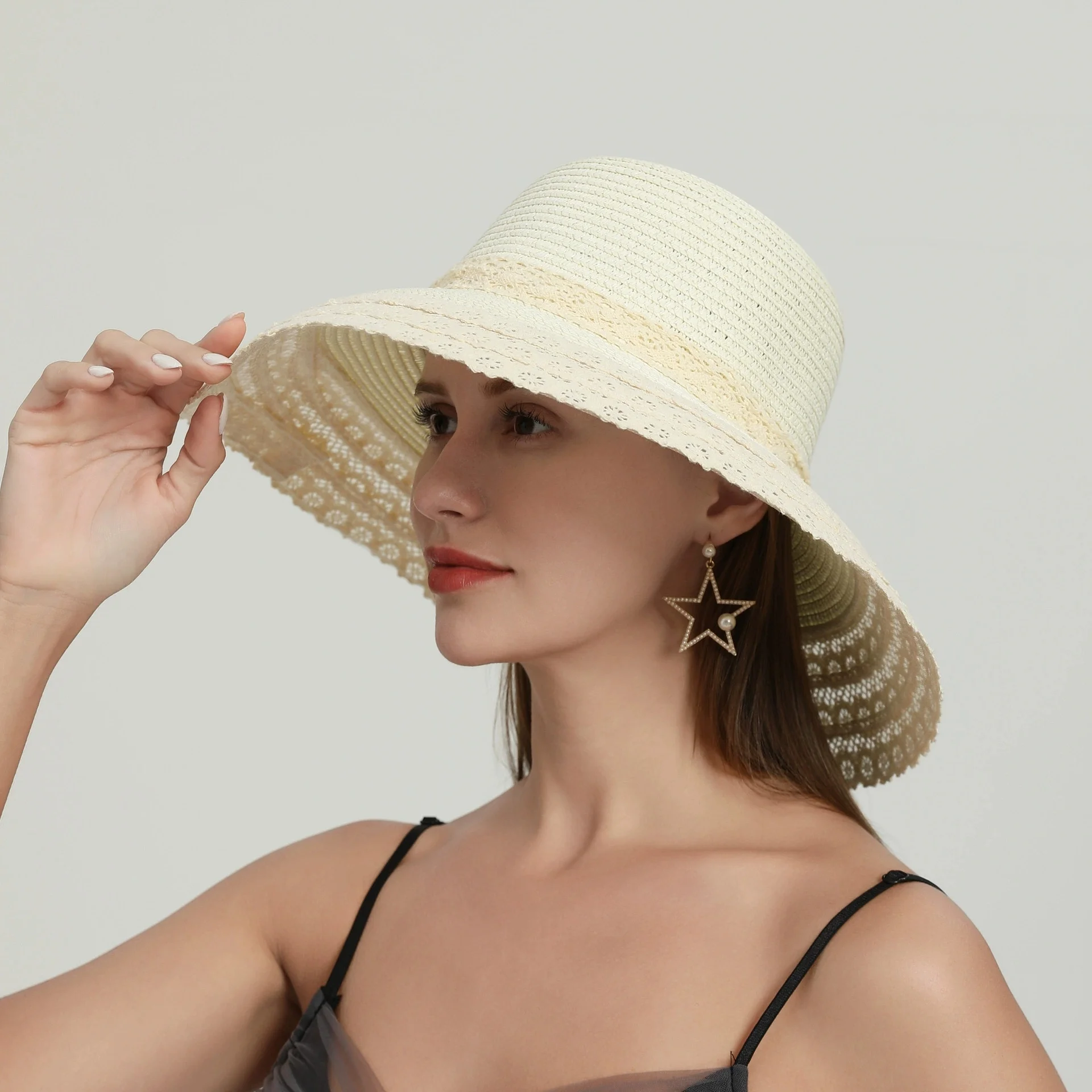 Beach Holiday Sun Hat for Women Summer Outing Sun Protection Hat Wide-Brimmed Straw Weave UV-Protective Fisherman's Hat
Beach Holiday Sun Hat for Women Summer Outing Sun Protection Hat Wide-Brimmed Straw Weave UV-Protective Fisherman's Hat