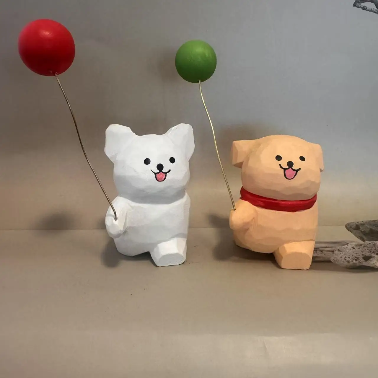 Hand-Carved Wooden Ornament Cartoon Love Heart Puppy with Light, Heart-Gesturing Dog, Valentine's Day & Birthday Decorations
Hand-Carved Wooden Ornament Cartoon Love Heart Puppy with Light, Heart-Gesturing Dog, Valentine's Day & Birthday Decorations