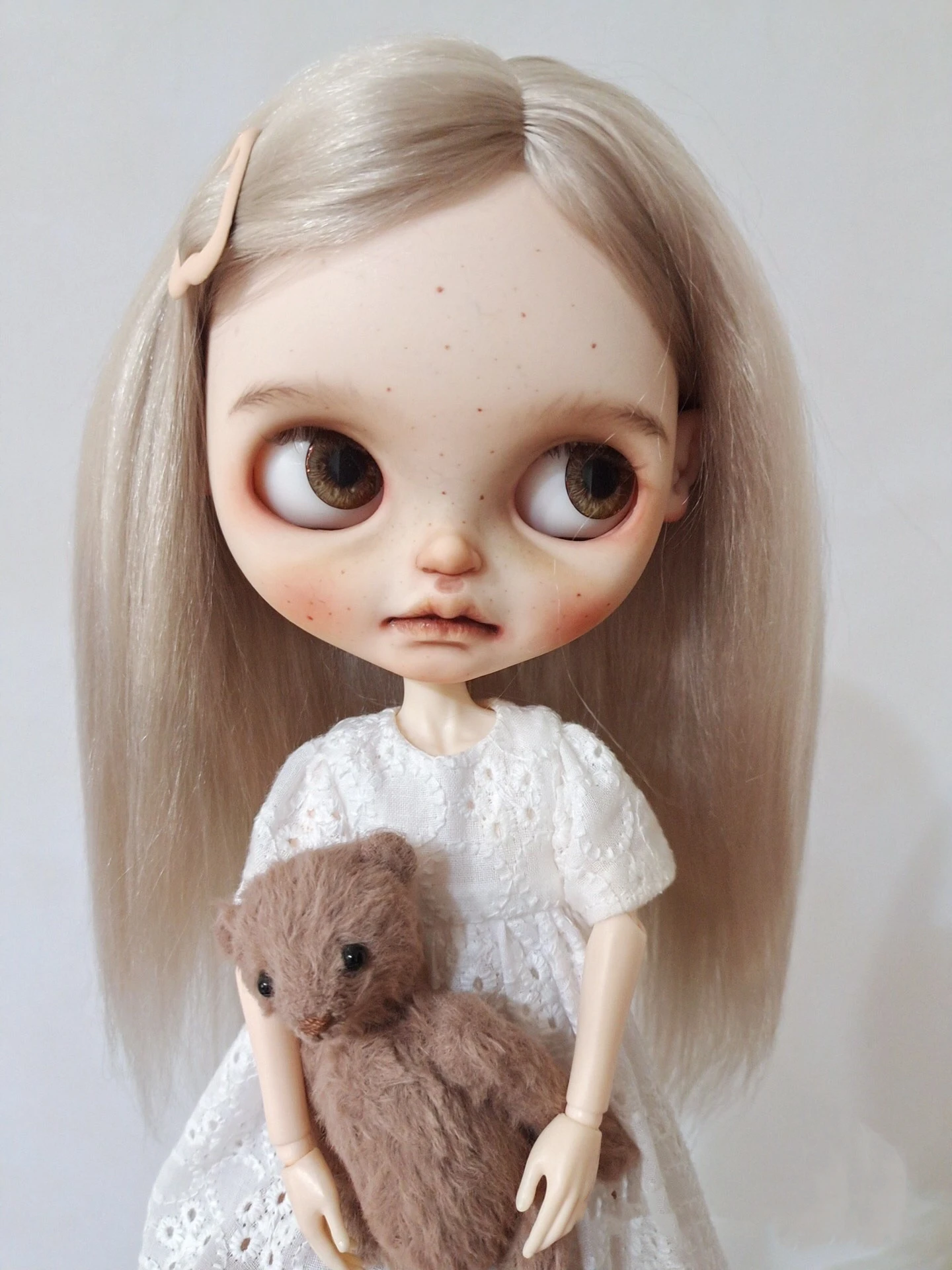 Парики куклы Dula для Blythe Qbaby из натурального мохера, прямые волосы, окружность головы 9-10 дюймов
Парики куклы Dula для Blythe Qbaby из натурального мохера, прямые волосы, окружность головы 9-10 дюймов