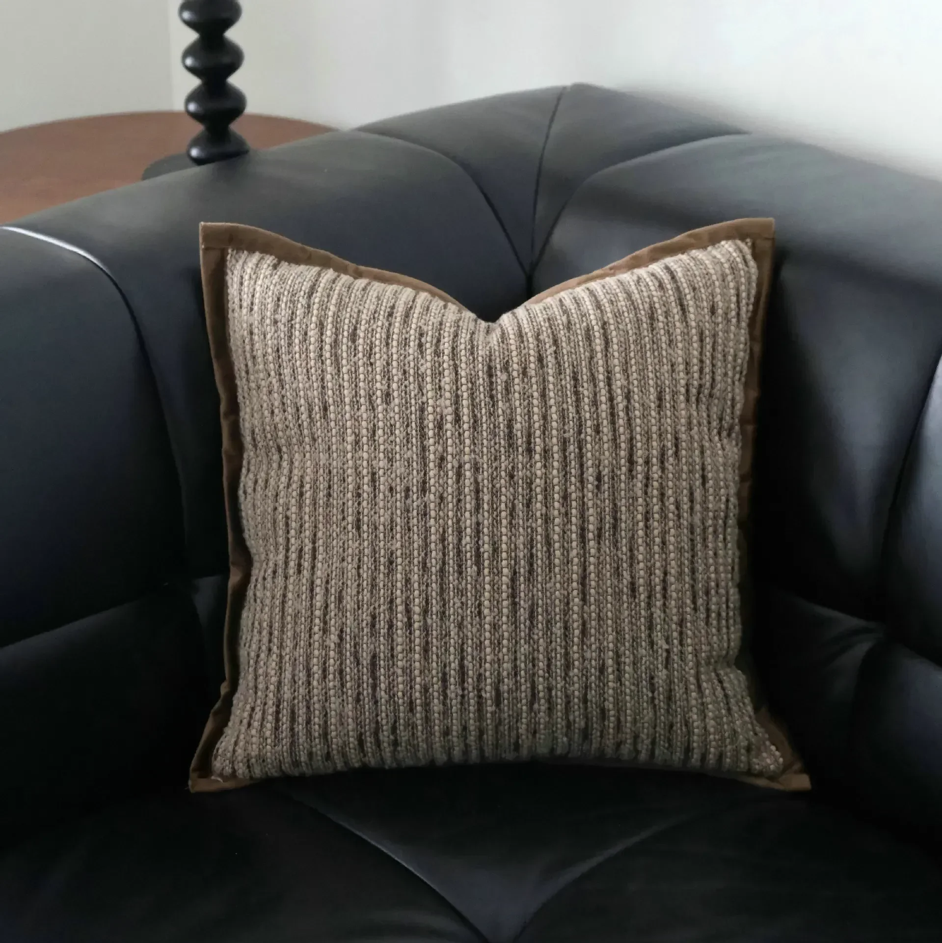 Italian Brown Coffee Cushion Cover Maillard Design Home Pillow Case Geometric Texture Woven Pillow Covers Decorative for Sofa
Italian Brown Coffee Cushion Cover Maillard Design Home Pillow Case Geometric Texture Woven Pillow Covers Decorative for Sofa